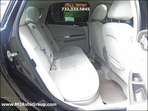 Used 2014 Chevrolet Impala LT w/ LT Sunroof Package image 15