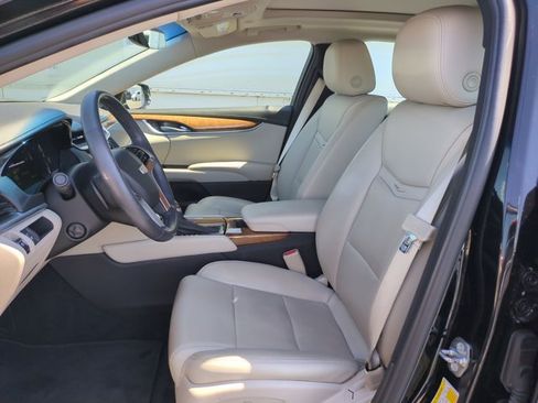 Used 2019 Cadillac XTS Luxury FWD image 17