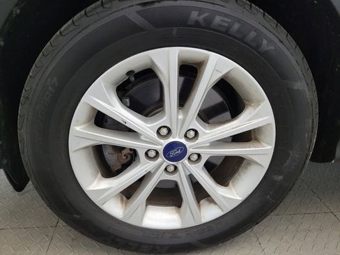 Used 2017 Ford Escape SE AWD/4WD image 31