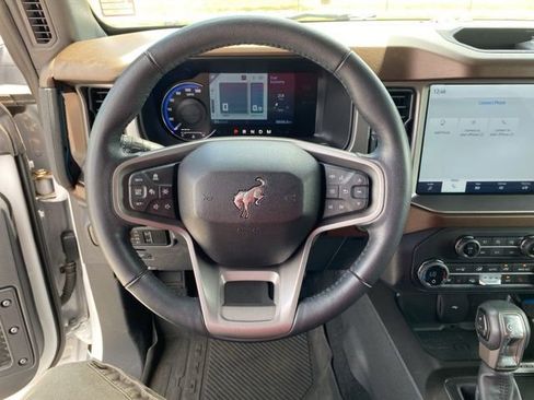 Used 2023 Ford Bronco Outer Banks AWD/4WD image 5