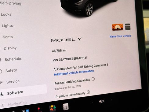 Used 2023 Tesla Model Y Long Range AWD/4WD image 8