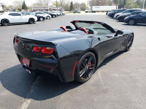 Used 2015 Chevrolet Corvette Stingray Z51 2dr Convertible w w/ 2LT Preferred Equipment Group image 18