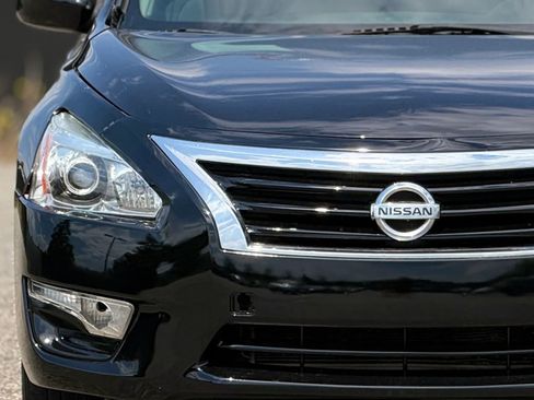 Used 2015 Nissan Altima 2.5 S w/ Power Driver Seat Package FWD image 11