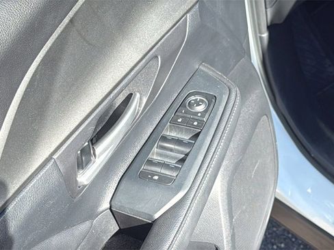 Used 2024 Toyota Grand Highlander XLE image 9