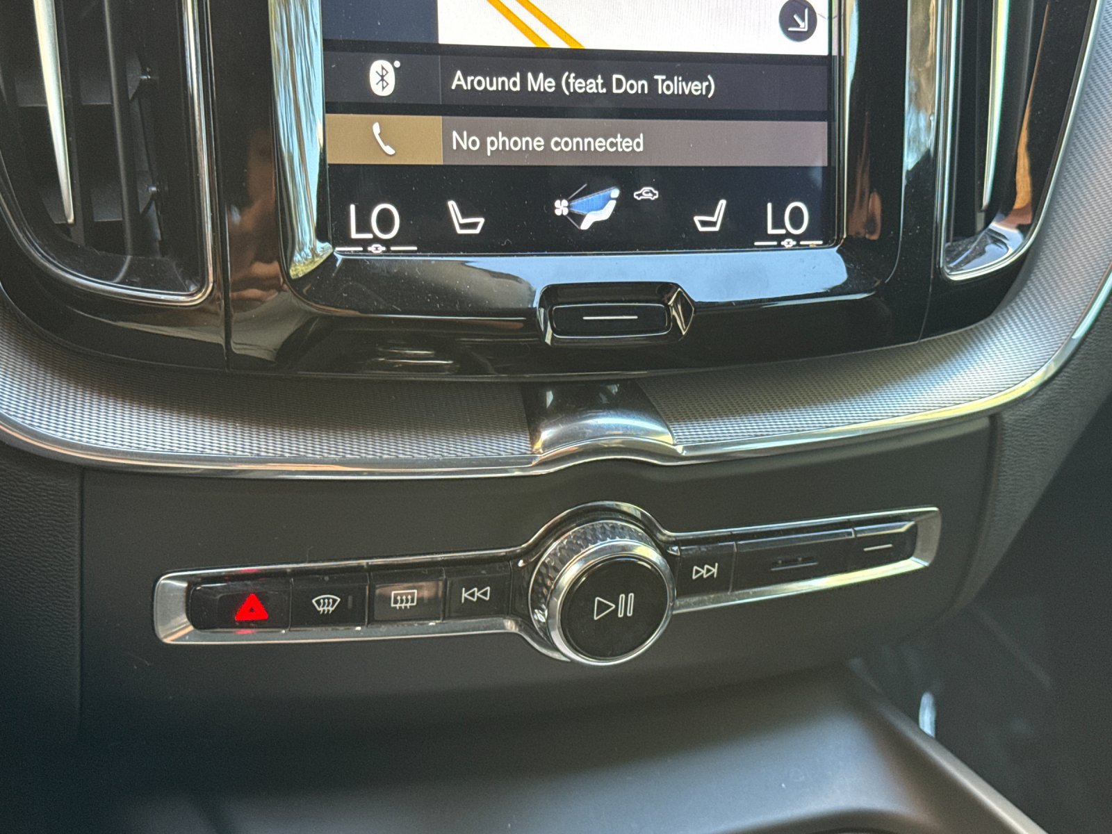 Used 2019 Volvo XC60 T8 R-Design w/ Advanced Package AWD/4WD image 20