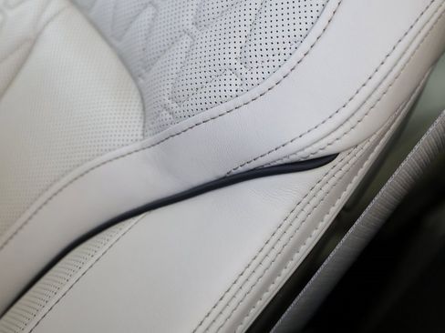 Used 2022 BMW X7 xDrive40i w/ M Sport Package image 43