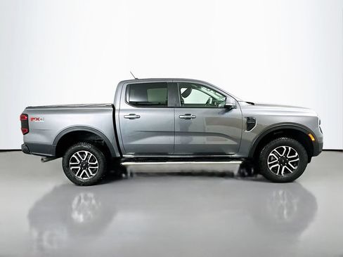 Used 2025 Ford Ranger Lariat w/ FX4 Off-Road Package AWD/4WD image 4