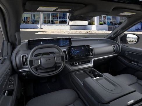 New 2025 Ford Expedition Max Platinum w/ Stealth Appearance Package image 9