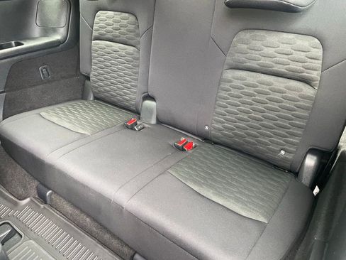 Certified 2024 Nissan Pathfinder SV AWD/4WD image 9