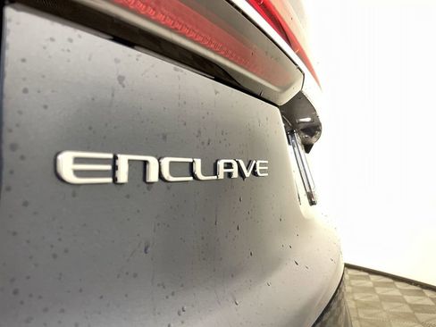 Used 2025 Buick Enclave Preferred FWD image 32