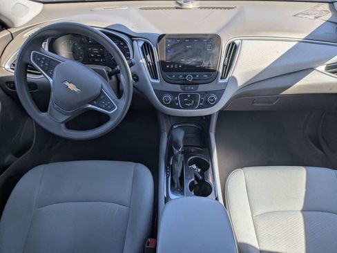 Used 2022 Chevrolet Malibu LS w/ Driver Confidence Package II FWD image 14