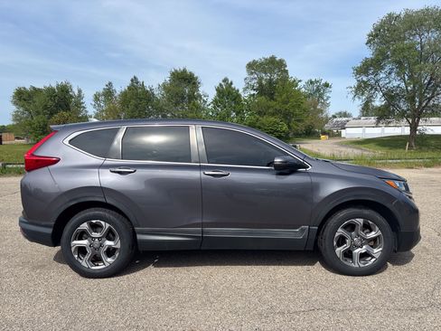 Used 2019 Honda CR-V EX image 2