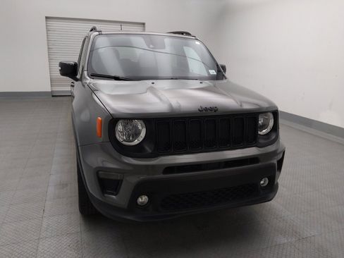 Used 2022 Jeep Renegade Altitude w/ Convenience Group AWD/4WD image 14