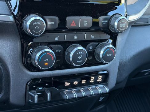 Used 2019 RAM 3500 Big Horn AWD/4WD image 20
