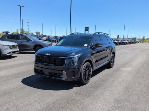 Used 2024 Kia Sorento X-Line EX AWD/4WD image 3