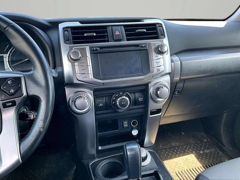 Used 2017 Toyota 4Runner SR5 Premium AWD/4WD image 7