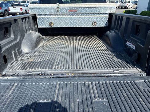 Used 2022 Ford F250 XLT AWD/4WD image 8