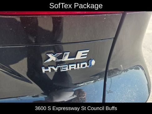 Used 2021 Toyota Venza XLE w/ Softex Package AWD/4WD image 9