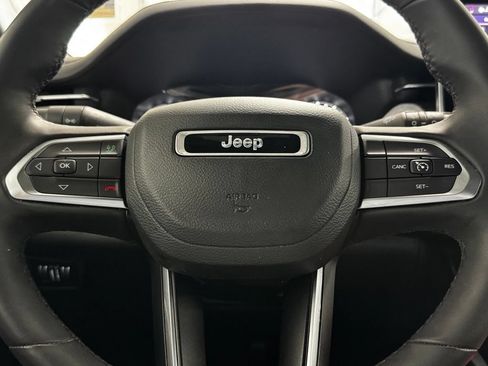 Certified 2023 Jeep Compass Latitude w/ Sun and Sound Group AWD/4WD image 14