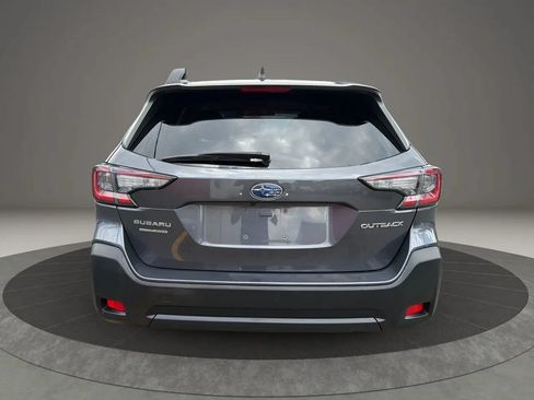 Used 2023 Subaru Outback Premium AWD/4WD image 6