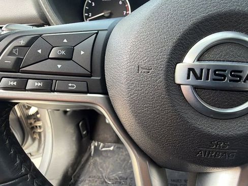 Used 2021 Nissan Sentra SV image 19