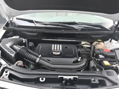 Used 2024 Cadillac XT5 Premium Luxury AWD/4WD image 11
