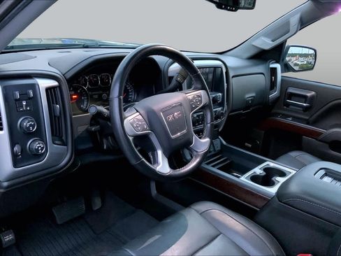 Used 2018 GMC Sierra 1500 SLT AWD/4WD image 17