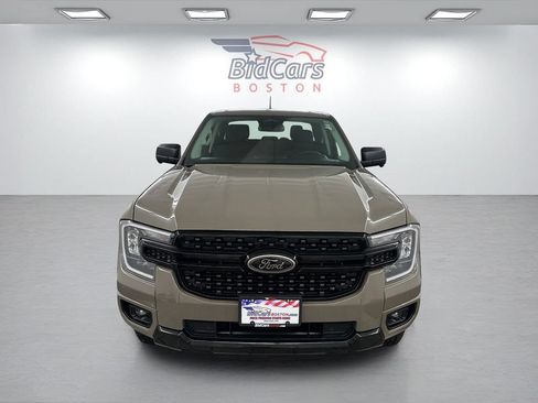 Used 2025 Ford Ranger XLT AWD/4WD image 2