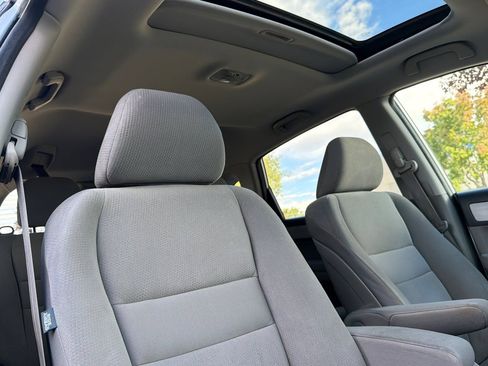 Used 2010 Honda CR-V EX image 17