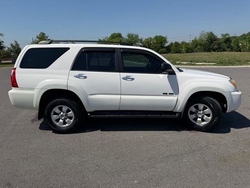 Used 2007 Toyota 4Runner SR5 image 4