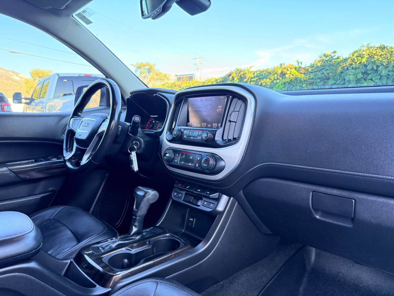 Used 2016 GMC Canyon SLT AWD/4WD image 13