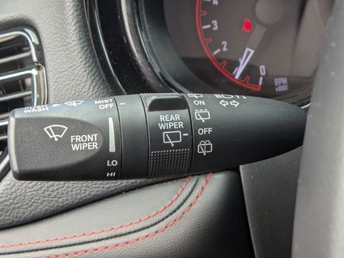 Used 2023 Dodge Durango GT AWD/4WD image 29