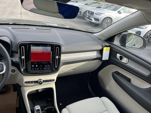 New 2026 Volvo XC40 B5 Plus w/ Protection Package Premier image 15