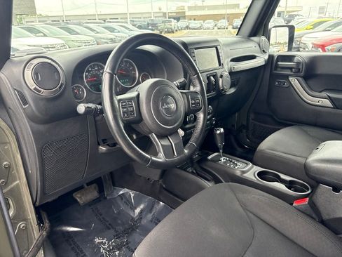 Used 2015 Jeep Wrangler Unlimited Sport w/ Quick Order Package 24S AWD/4WD image 14