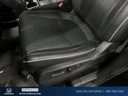 Used 2023 Honda Odyssey Elite image 14