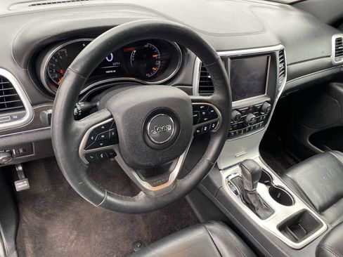 Used 2018 Jeep Grand Cherokee Limited image 12