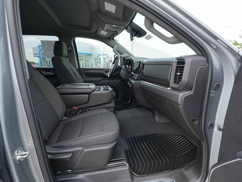 Used 2025 Chevrolet Silverado 2500 LT w/ Convenience Package AWD/4WD image 21