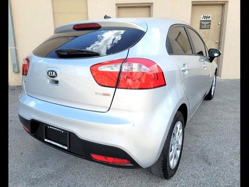 Used 2013 Kia Rio EX image 3
