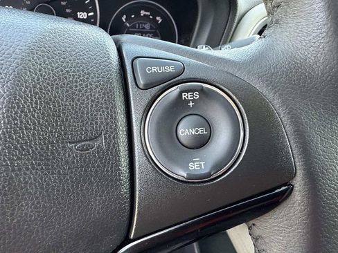 Used 2017 Honda HR-V EX-L image 36