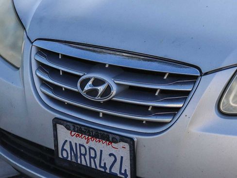 Used 2010 Hyundai Elantra GLS image 3