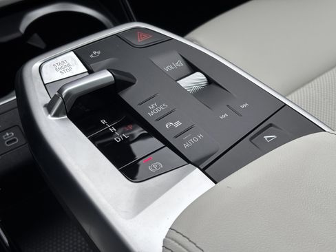 Used 2026 BMW X1 xDrive28i w/ Convenience Package image 14