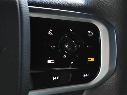 Used 2025 Nissan Armada SL w/ Captain's Chari Seat Package AWD/4WD image 22