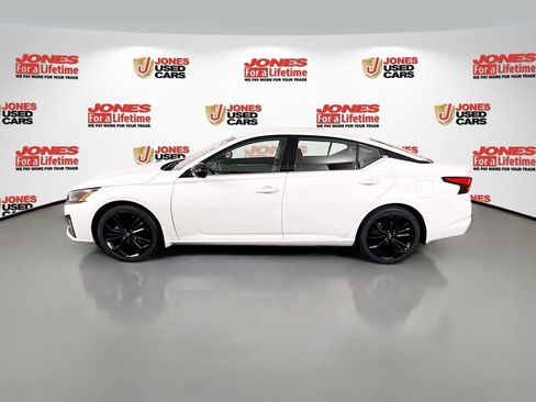 Certified 2023 Nissan Altima 2.5 SR image 13