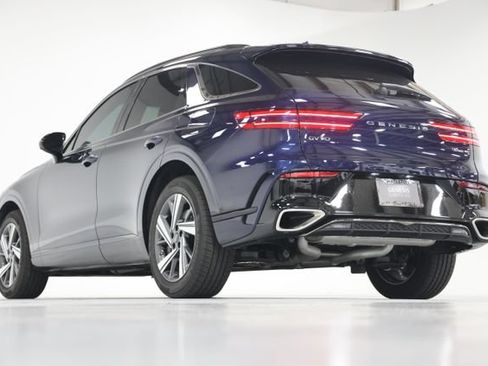 Used 2026 Genesis GV70 3.5T Sport Advanced AWD/4WD image 13