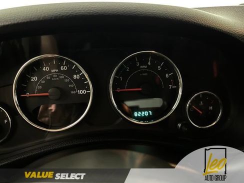 Used 2013 Jeep Wrangler Sahara w/ Dual Top Group AWD/4WD image 9