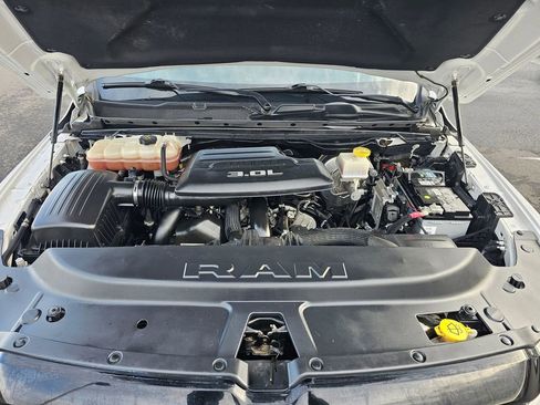 Used 2020 RAM 1500 Big Horn AWD/4WD image 9
