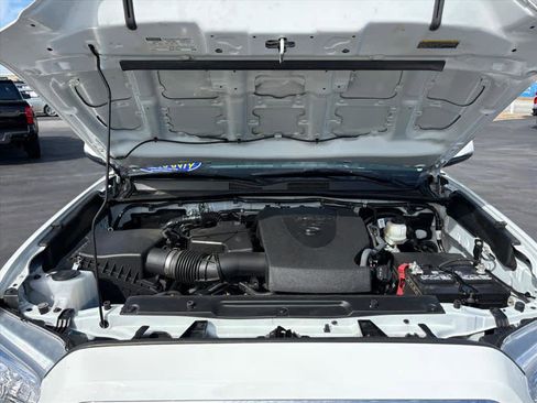 Used 2023 Toyota Tacoma SR5 w/ Technology Package image 30