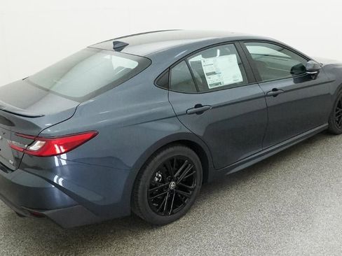 New 2026 Toyota Camry SE image 9