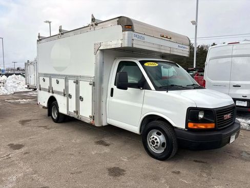 Used 2016 GMC Savana 3500 image 1