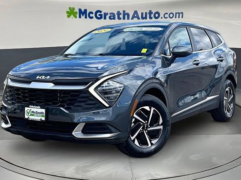 Used 2024 Kia Sportage LX AWD/4WD image 3